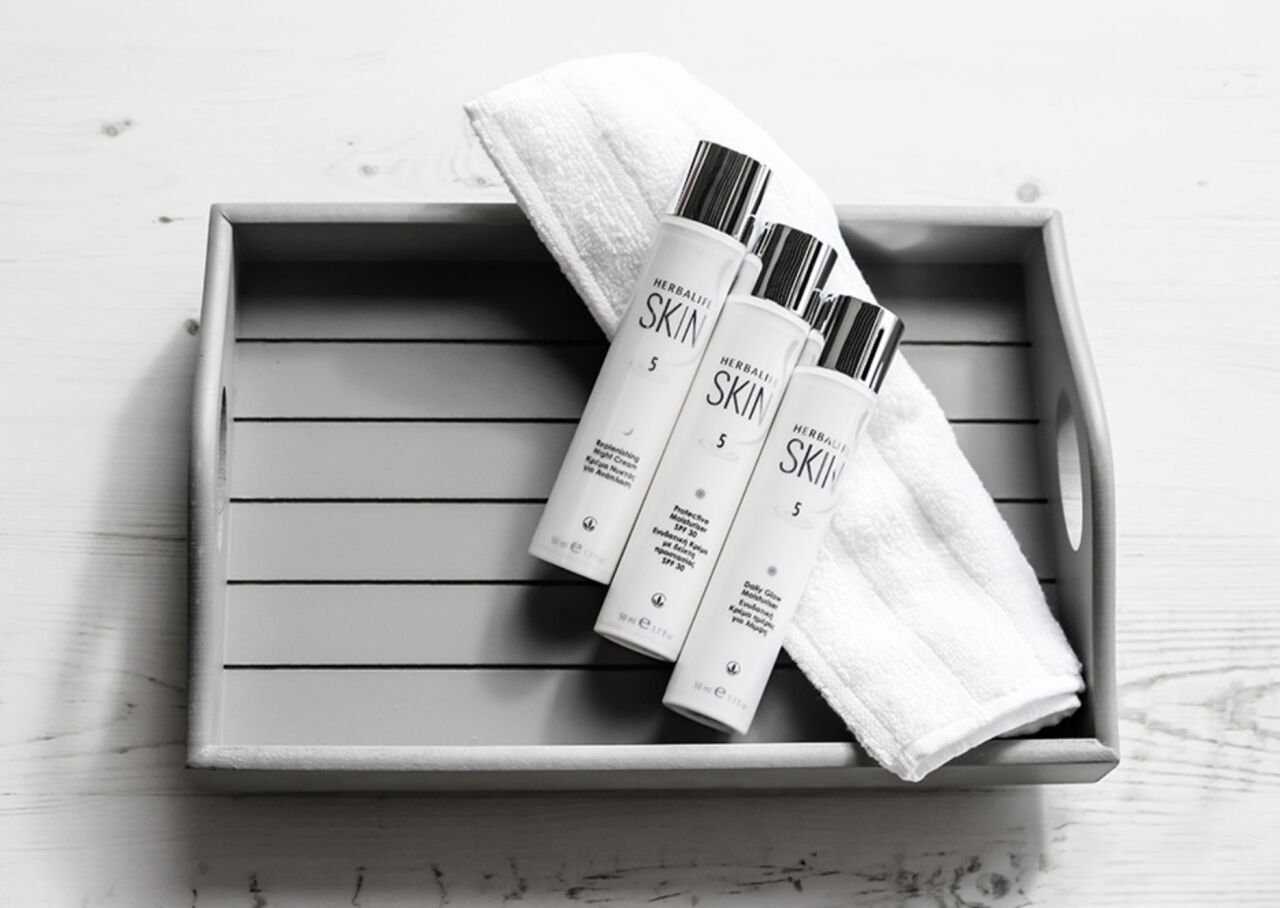 Herbalife Gece Kremi: Cildinize Gece Boyunca Etkili Bakım